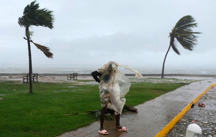 Hurricane Melissa to bring high winds, heavy rain to Eastern Canada Friday; forecaster
